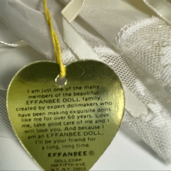 Effanbee Bride Doll 14" Veil Garter Bouquet NWT Old 14" - Picture 9 of 9